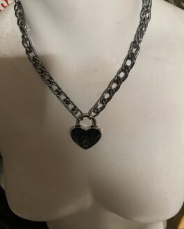 Chain collar w/heart lock